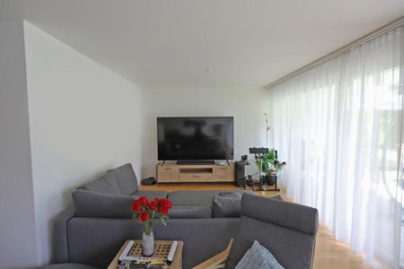 Helle 3.5-Zimmer-Wohnung im Erdgeschoss mit Gartensitzplatz! - Photo 2