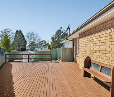 Modern Family Retreat in Bradbury - Photo 3