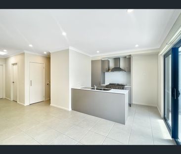 18 Keelangie Walk, Mernda, Vic 3754 - Photo 4