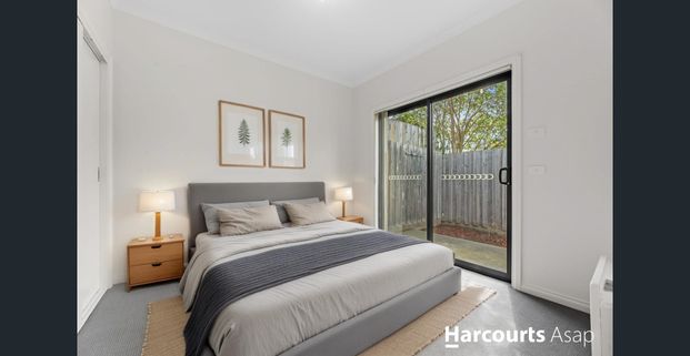 Comfortable Living in Dandenong - Photo 1
