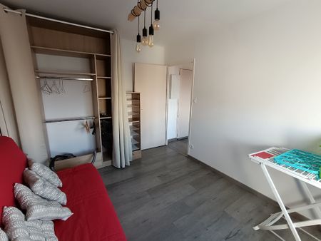 A LOUER APPT. T2 BIS DUPLEX MEUBLE - Photo 4
