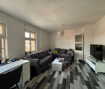 Gemütliche 2-Zimmerwohnung mit Dachterrasse in idealer Lage von Ste... - Foto 1