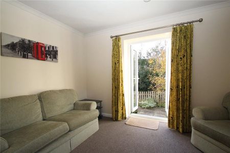 1 bedroom flat to rent - Photo 2