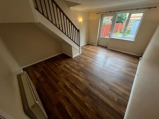 2 bedroom terraced house to rent - Photo 1