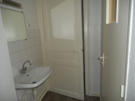RUE DU MONT D'ARENE, Reims - Photo 2