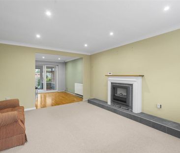 3 bedroom terraced house to rent - Photo 2