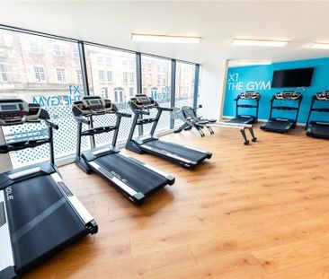 6 bedroom flat to rent - Photo 1