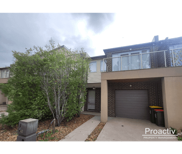 12 Immerse Walk, Wyndham Vale, Vic 3024 - Photo 2