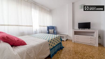 valencia, Valencian Community 46002 - Photo 4