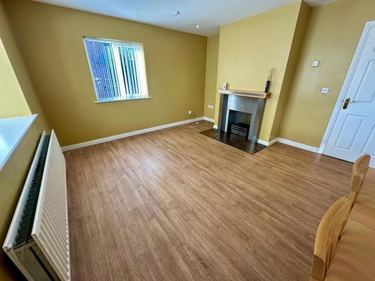 15 Glenmount Drive, Newtownabbey, BT36 7QQ - Photo 1