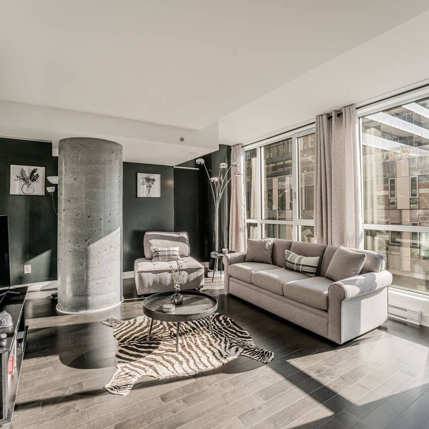 Stunning furnished apartment for rent in the heart of Montréal's Golden Square Mile - Photo 1