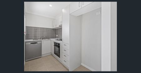 Apply now & Move in before Christmas! - Photo 3