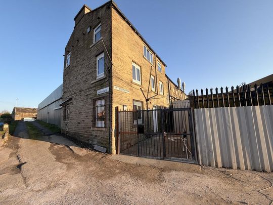 1 bedroom flat to rent - Photo 1