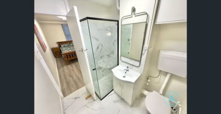 Ground Floor Charm in West Perth - Fully Furnished & Equipped - Photo 2