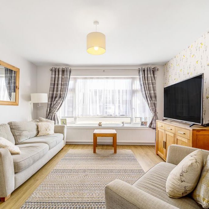 3 bedroom link detached house to rent - Photo 1