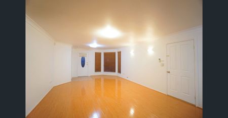 Modern 3 Bedroom villa in Prime Location! - Photo 3