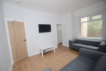 4 bedroom terraced house to rent - Photo 4