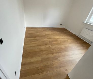 Schöne 2 Zimmer Wohnung über Wiesbaden - Foto 1