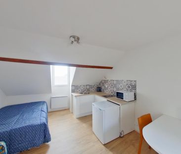 Location Appartement 1 pièce Meublé 16m² CHATELLERAULT 86100 - Photo 3