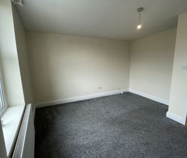 Hard Ings Road, Keighley - Photo 1