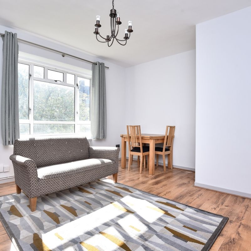 Balham Hill, Balham, London, SW12 - Photo 1