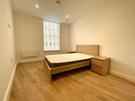 Market Place, Central Reading, RG1 - Photo 4