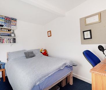 2 bedroom detached house to rent - Photo 4