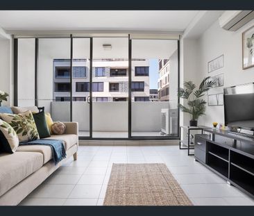 Furnished one bedroom with a executive style in an urban hotspot - Photo 2