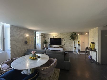 UCHAUD BEAU P3 EN DUPLEX ENTIEREMENT RENOVE - Photo 2