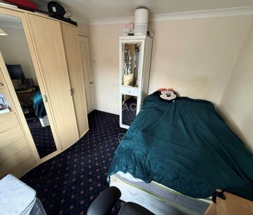 Brybur Close, Reading - Photo 2