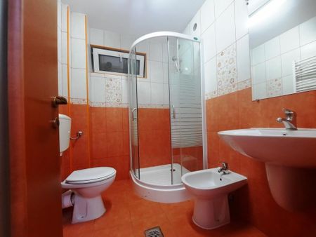 Inchirieri Apartamente 4 camere Bucuresti - Fotografie 3