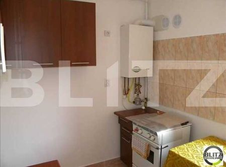 Apartament de inchiriat cu 1 camera, zona strazii cetatii din Floresti - Fotografie 2