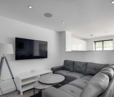 5 bedroom house to rent - Photo 2