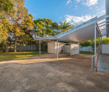 3 Mackenzie Street, Redcliffe QLD 4020 - House For Rent - $540 | Do... - Photo 6