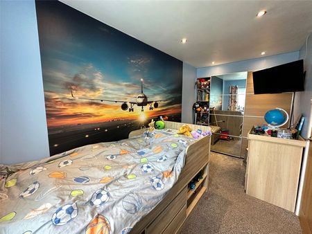 1, Green Avenue, Kippax, Leeds, West Yorkshire, LS25 7DP - Photo 5