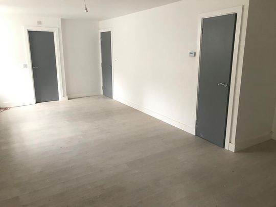 2 bedroom link detached house to rent - Photo 1
