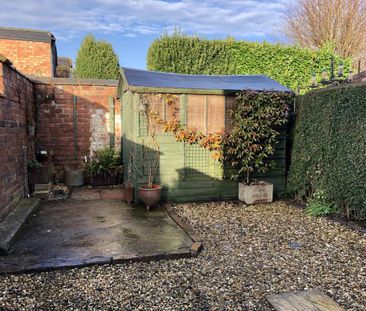 2 bedroom terraced house to rent - Photo 5