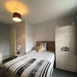 Grangefield Avenue, DN11 - Photo 2