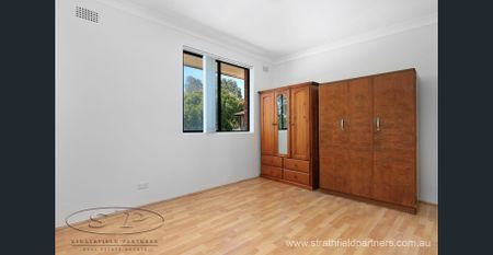 Convenient Apartment - Photo 4