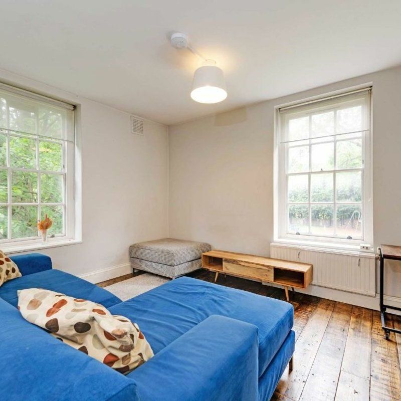 Lyons Place, St Johns Wood, NW8 - Photo 1