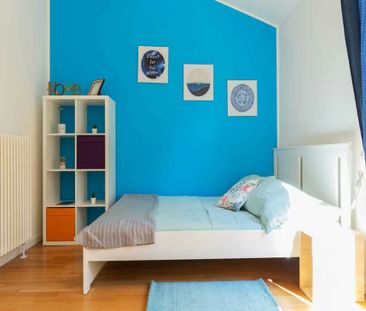 Via dei Fontanili, Milan, Lombardy 20141 - Photo 1