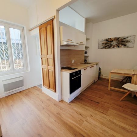 Location Appartement 2 pièces 42m² - Photo 3