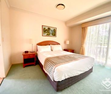 Fully Furnished 3 Bedroom Villa Within Peaceful Gated Community - Photo 2