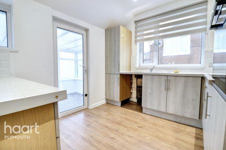 2 bedroom bungalow to rent - Photo 3