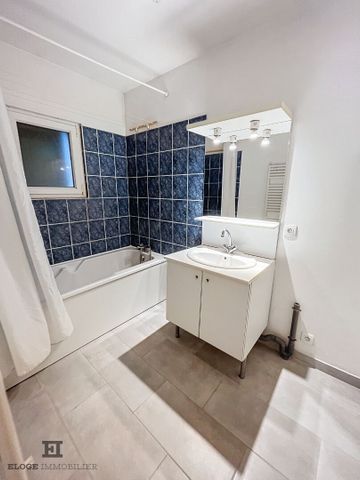 Location Appartement 2 pièces 44m² MONT ST AIGNAN 76130 - Photo 3