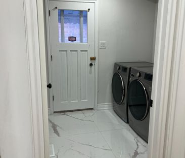 For Lease - 327 Sussex Avenue Unit# Upper, Richmond Hill, Ontario - Photo 1