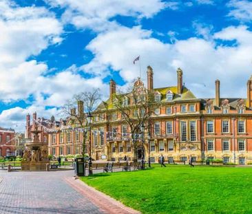 Classic Bedroom - Photo 1