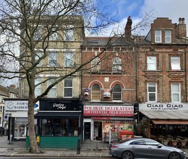 Studio to rent - Photo 3