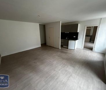 Location Appartement 2 pièces 45m² CHOLET 49300 - Photo 1