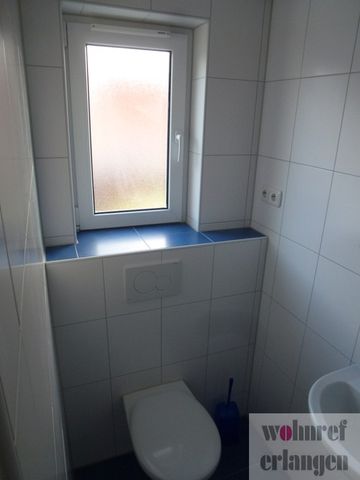 Miete inkl. Nebenkosten: 450 € pro Monat, plus Strom, plus Heizung - Photo 4